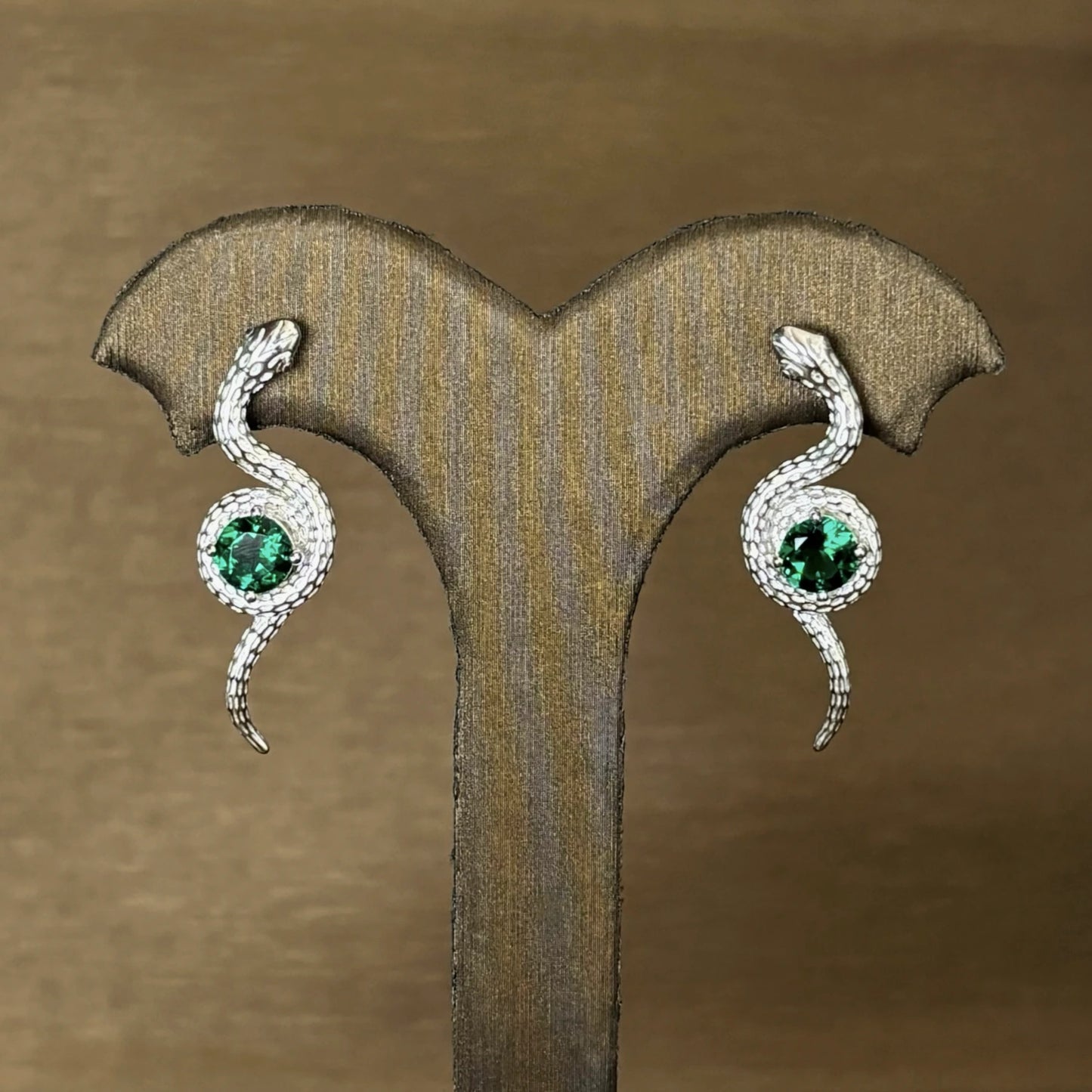 2ct Emerald Earring Studs - Snake style