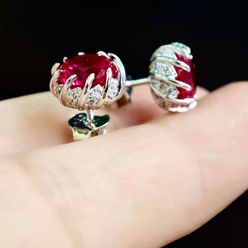 3ct Ruby earring studs - flower buds