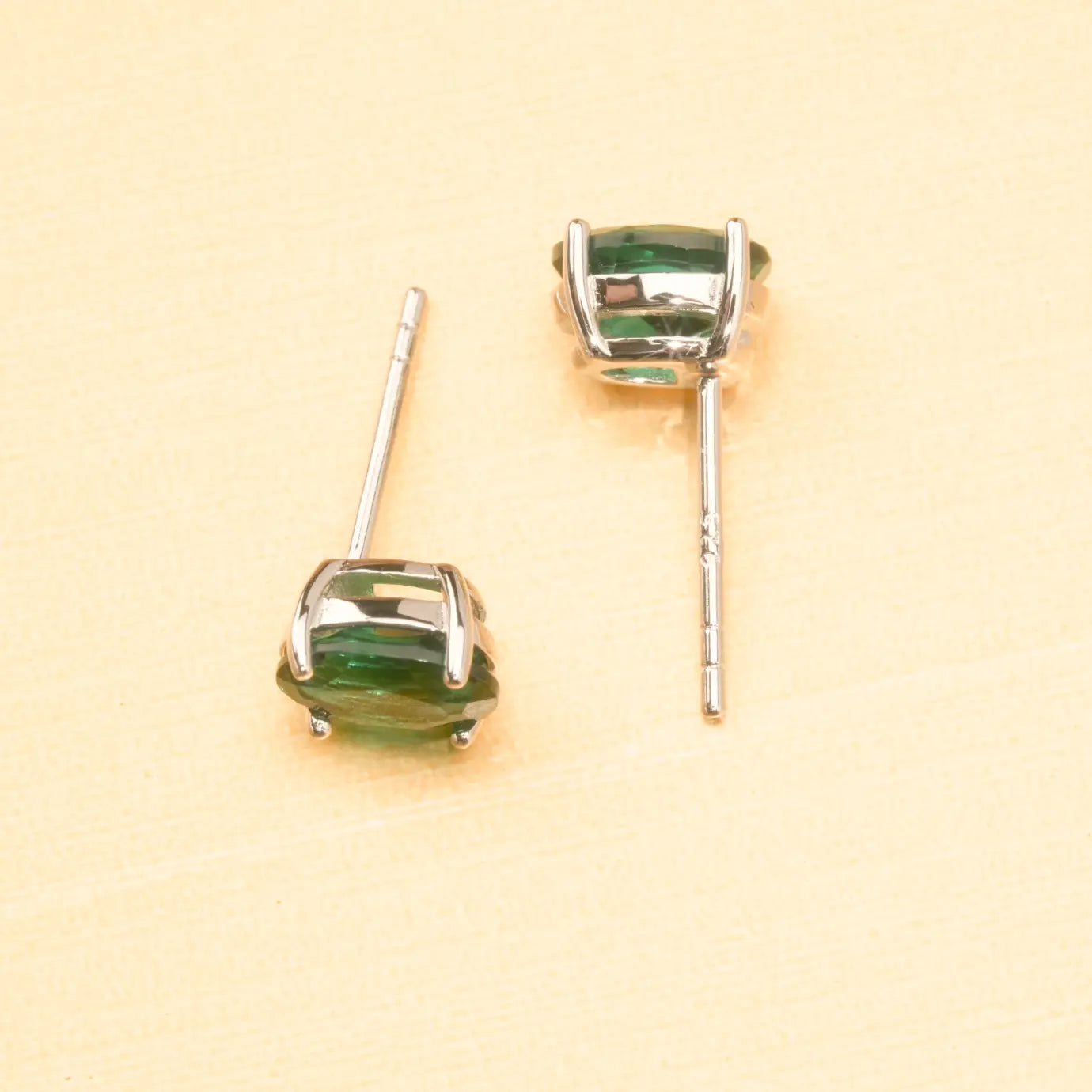 2.6 ct Oval Shape Emerald Earring Studs