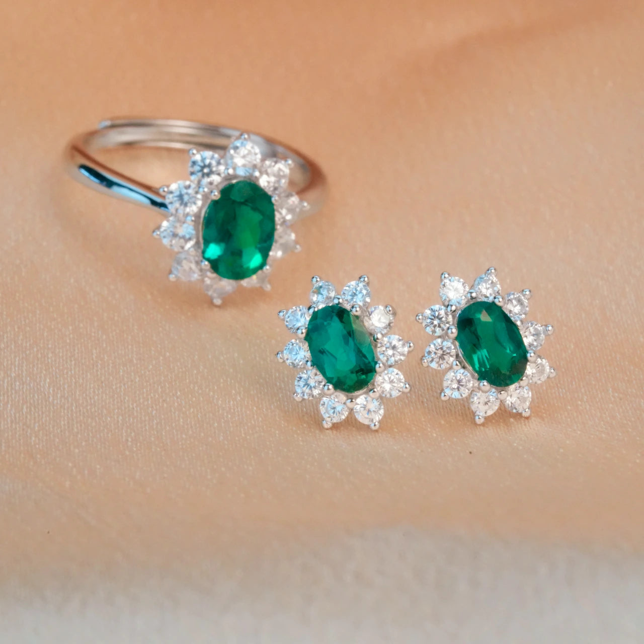 Emerald Earring Studs and Ring Set - Sunflower style