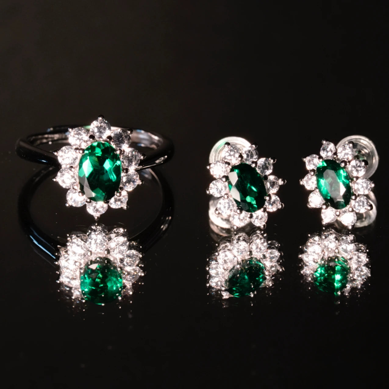 Emerald Earring Studs and Ring Set - Sunflower style