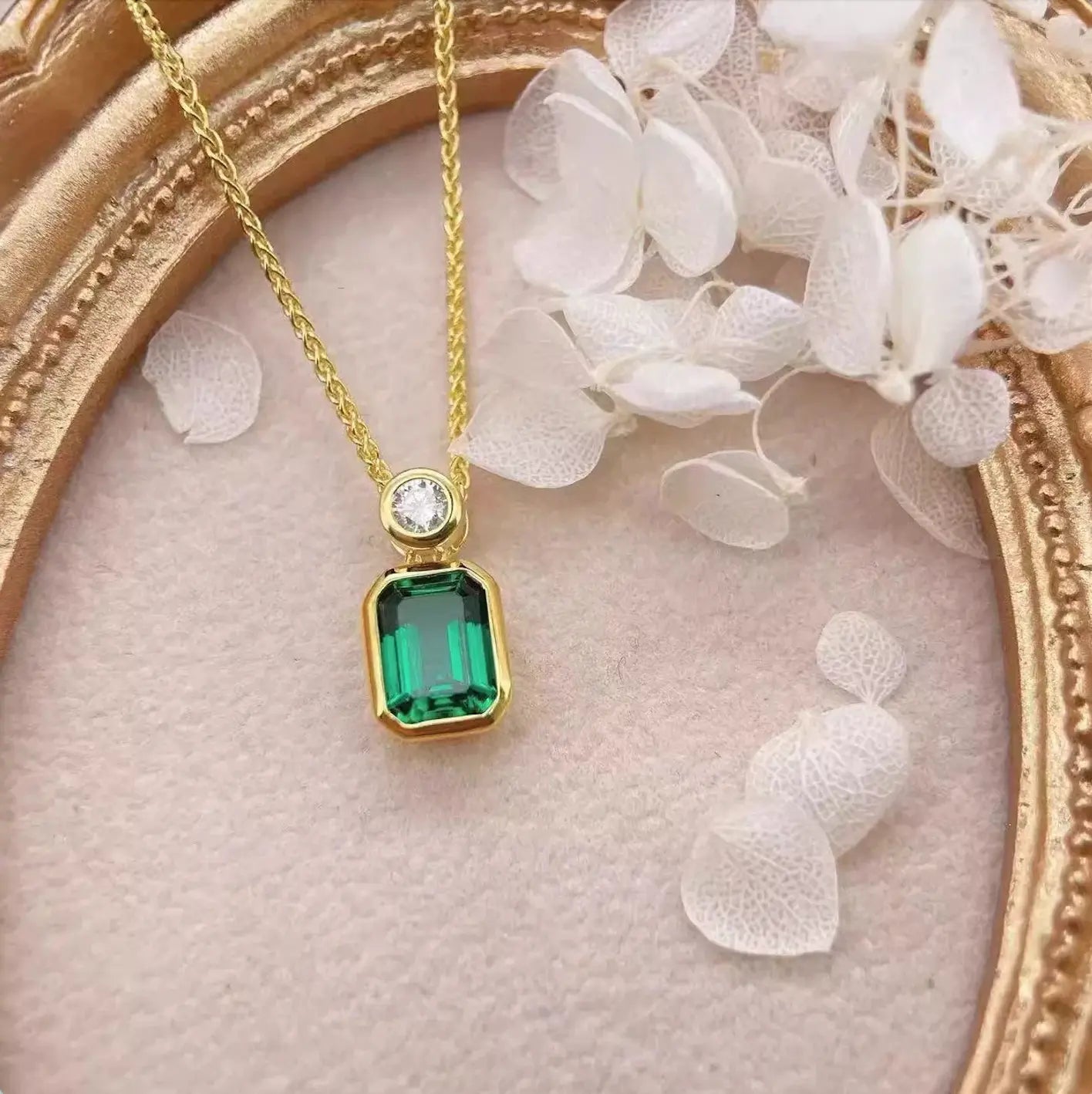 1.3 carat Emerald square necklace