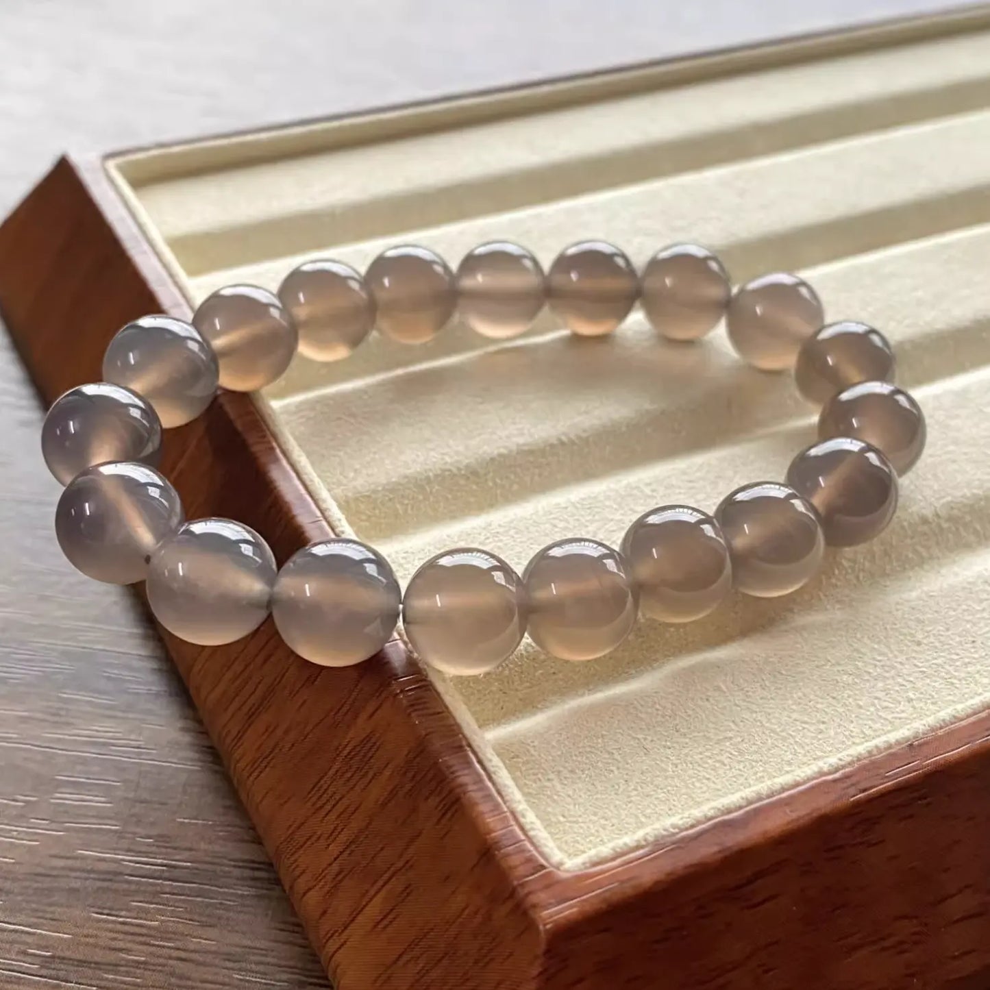 10mm High Icy Gray Agate Beads Bracelet