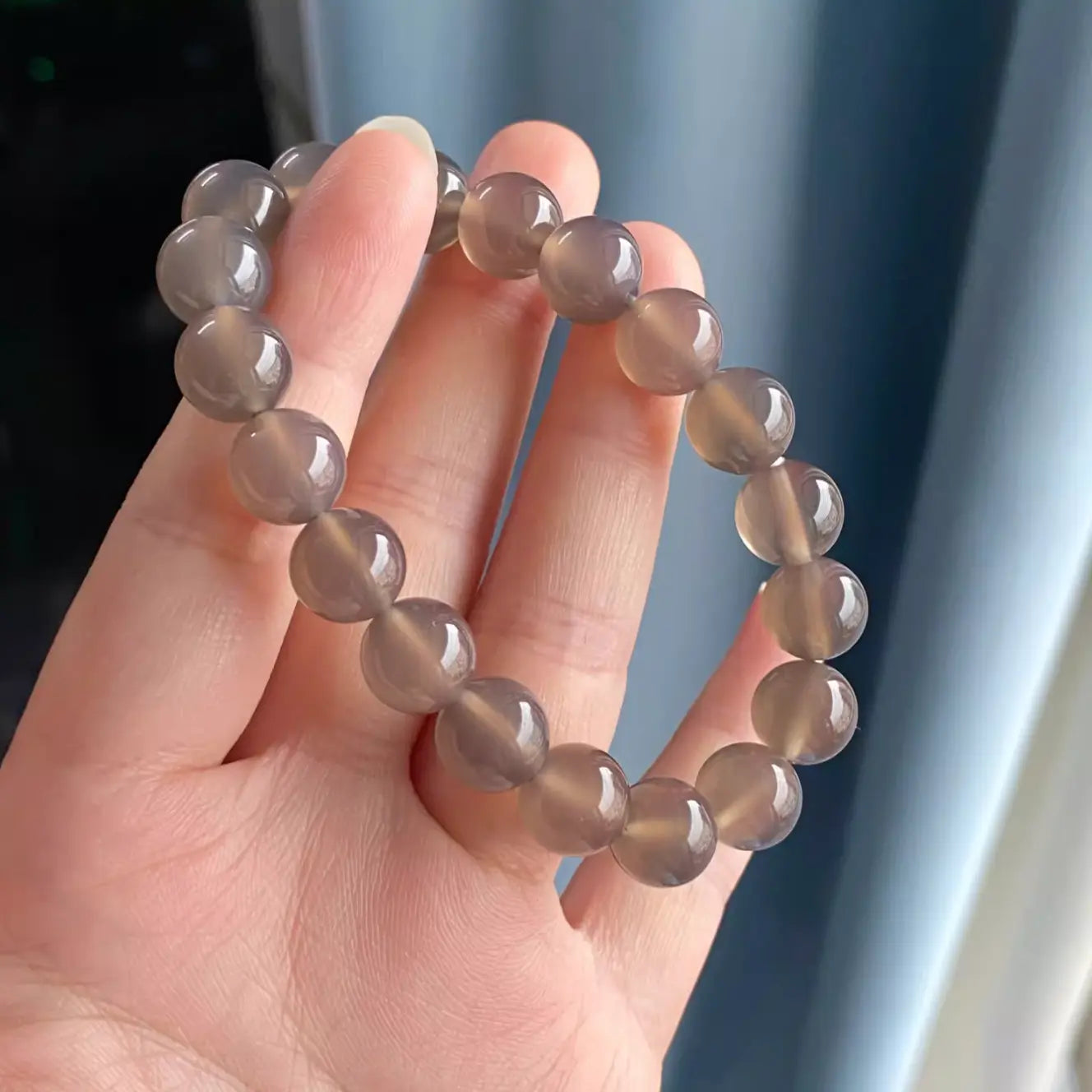 10mm High Icy Gray Agate Beads Bracelet