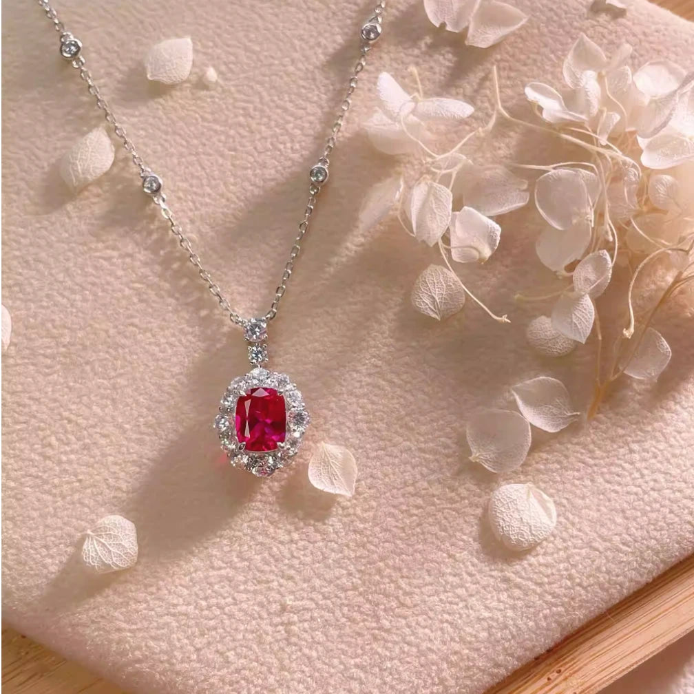2.5ct Luxury Ruby Necklace