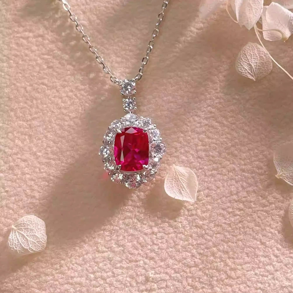 2.5ct Luxury Ruby Necklace