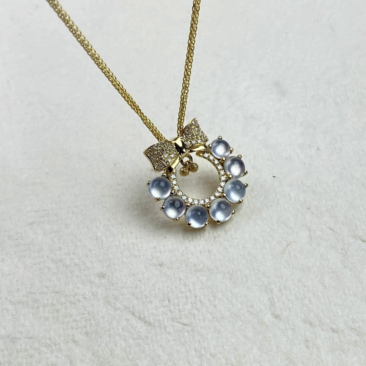 [Pre-order] Natural High Icy Jadeite Christmas Wreath Pendant with Diamond - White