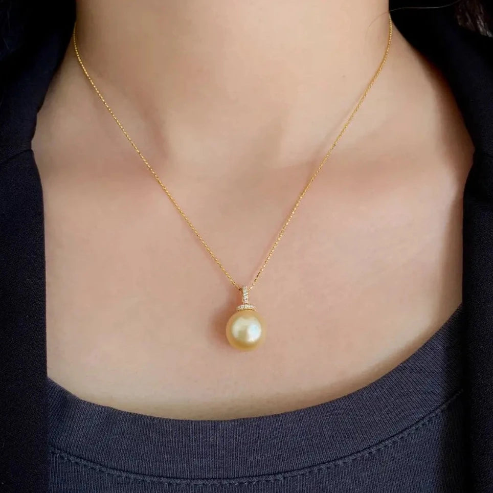 12mm South Pacific Golden Pearl Pendant