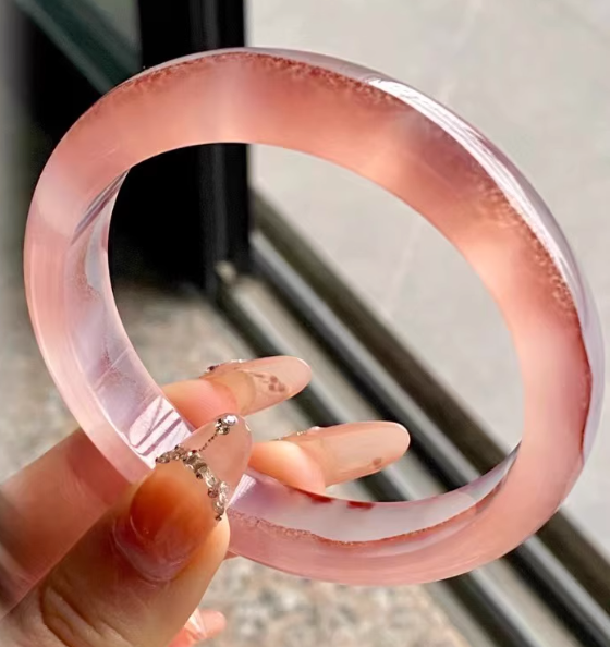 Natural Ice-Purple Floating Cinnabar Agate Bangle - Ribbon Style